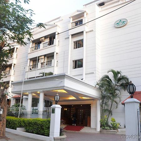 Nalapad'S Hotel Bangalore International מראה חיצוני תמונה