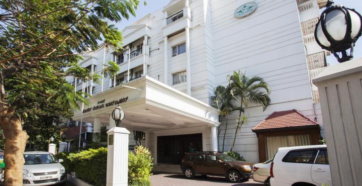 Nalapad'S Hotel Bangalore International מראה חיצוני תמונה