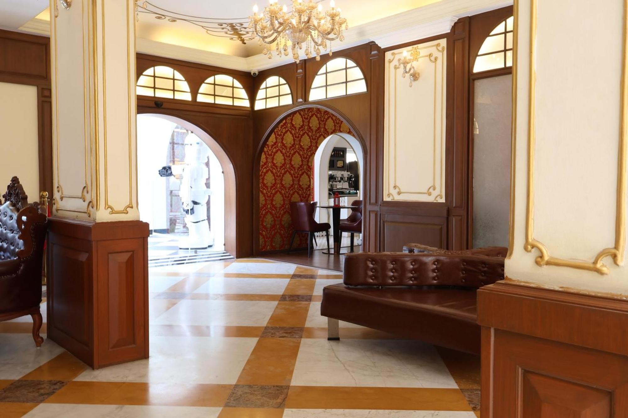 Nalapad'S Hotel Bangalore International מראה חיצוני תמונה